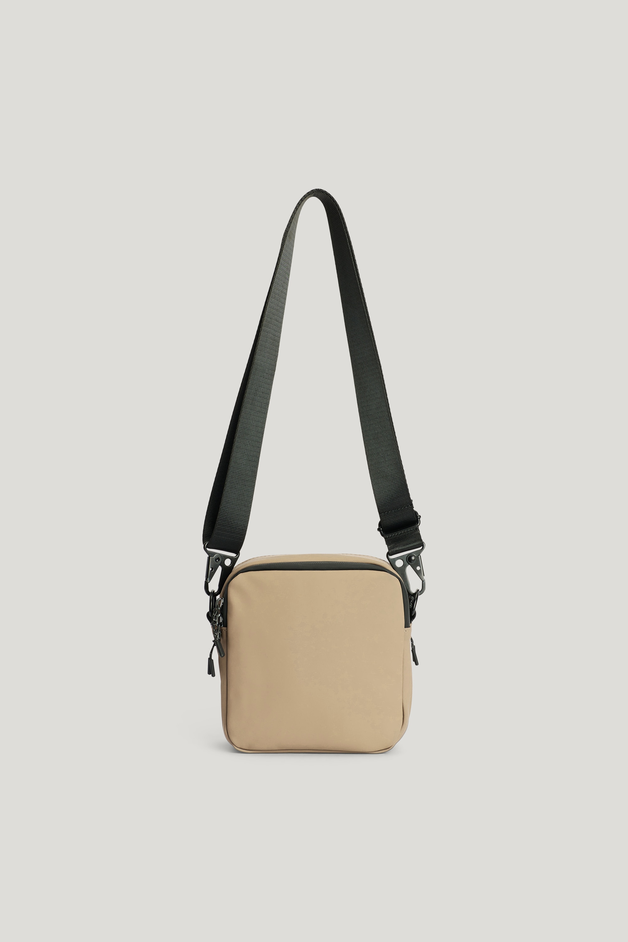 PU CROSSBODY BAG VEDENPITÄVÄ PUSSI