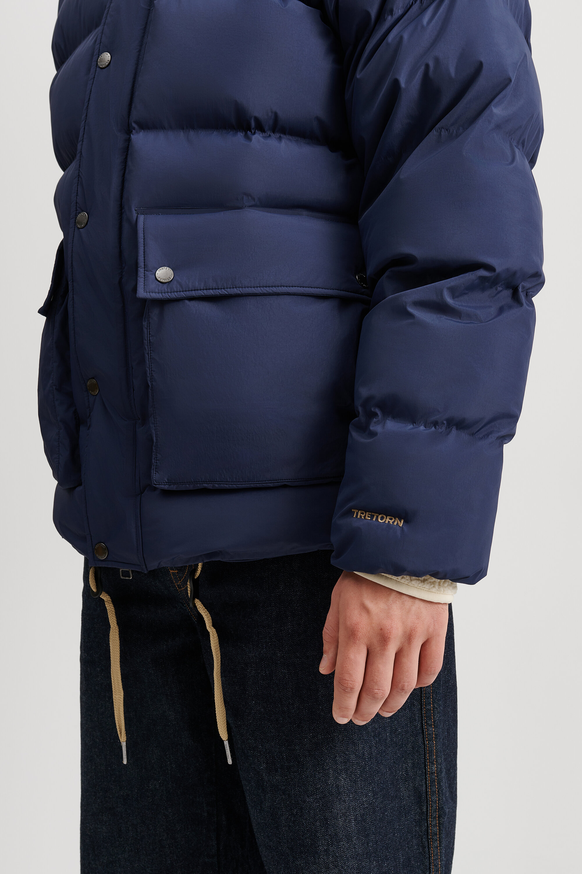 ARCTIC PUFFER JACKET VEDENKESTÄVÄ TAKKI